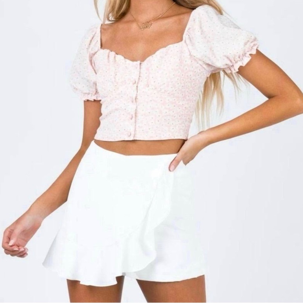 Princess Polly Lorca White Skort (Skirt/Shorts) w/ ruffle detail